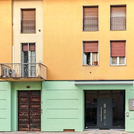 Shakira Apartments Parma Bagian luar foto