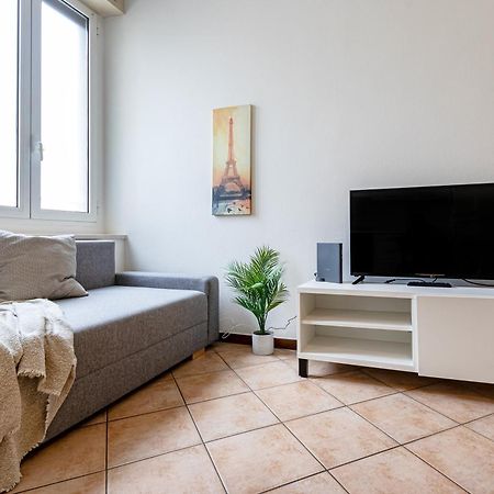 Shakira Apartments Parma Bagian luar foto