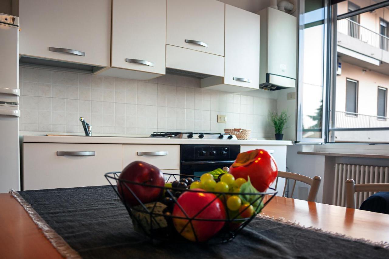 Shakira Apartments Parma Bagian luar foto