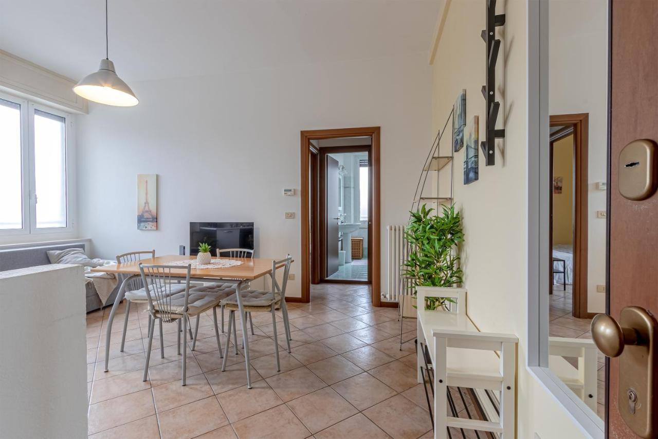 Shakira Apartments Parma Bagian luar foto