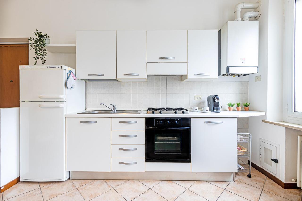 Shakira Apartments Parma Bagian luar foto